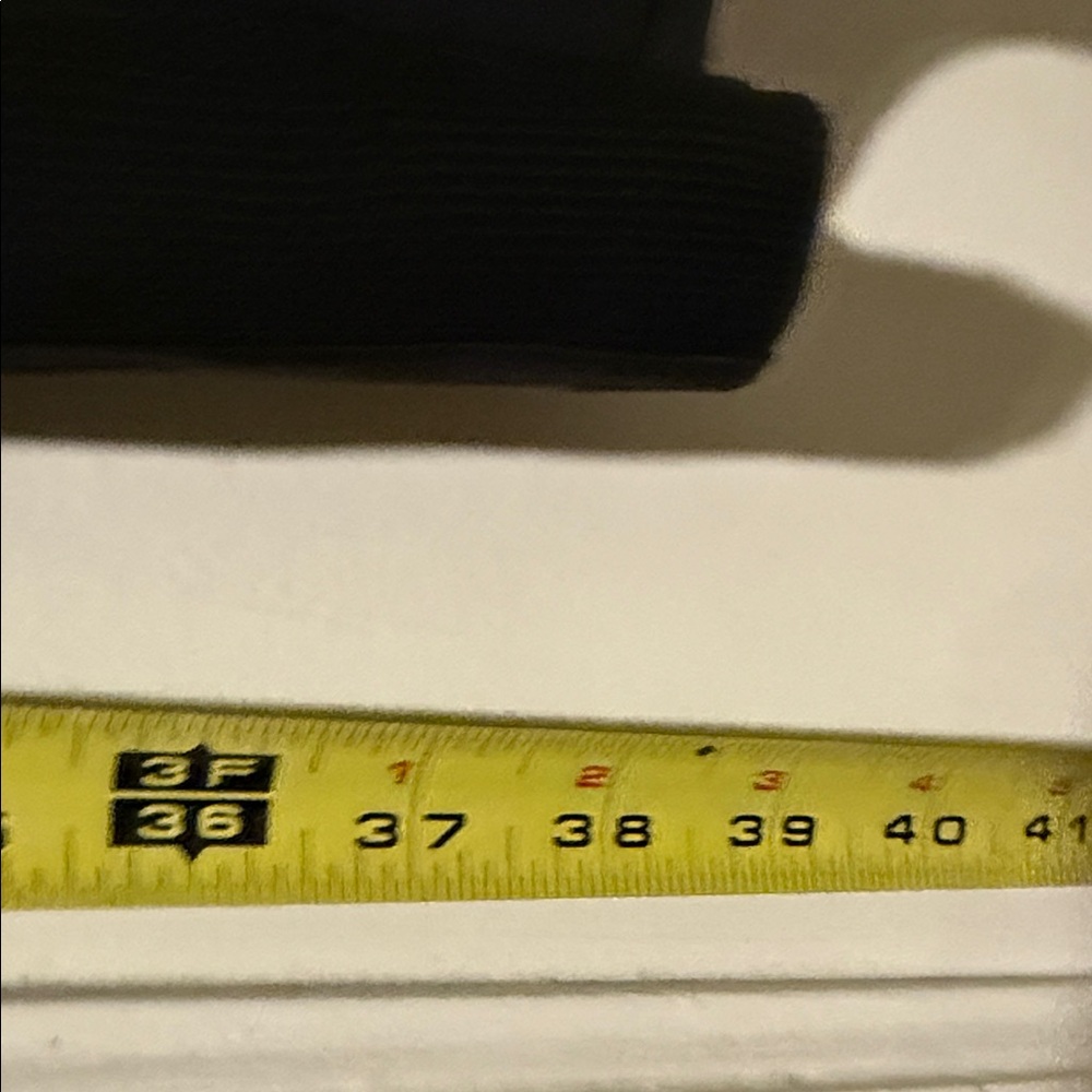 Athleta Midnight Black Cropped Pants - Picture 5 of 6
